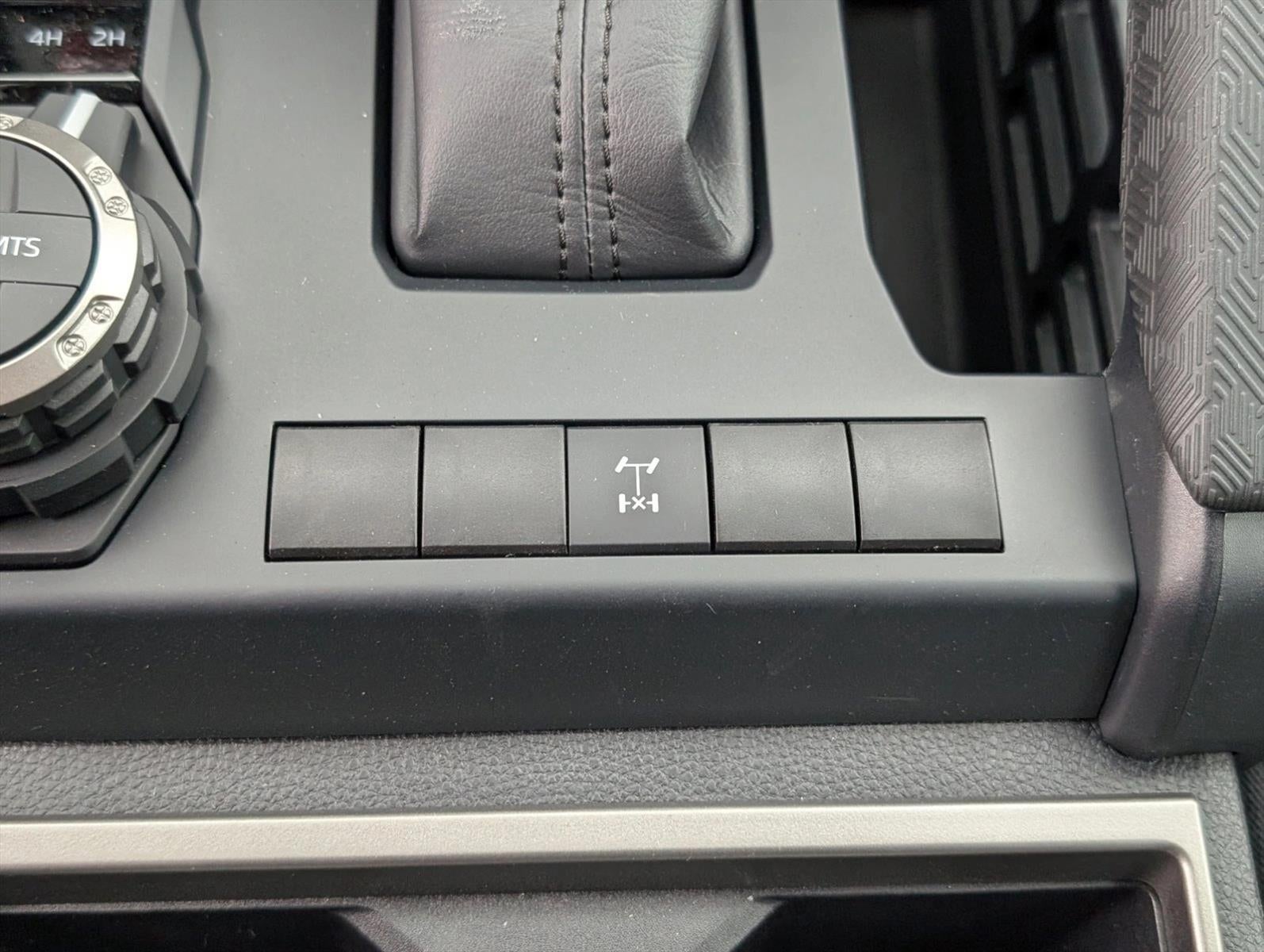 2024 Toyota Tacoma 4WD 4WD TRD Off Road Double Cab 5' Bed AT (Natl)