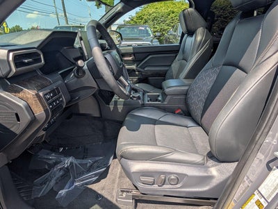2025 Toyota Tacoma 4WD 4WD Limited Double Cab 5' Bed AT (Natl)