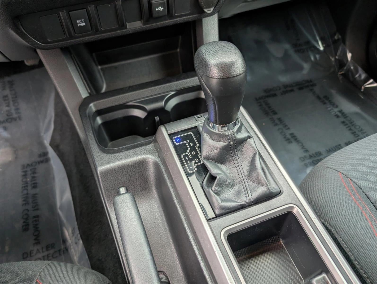 2023 Toyota Tacoma 2WD 2WD SR5 Double Cab 5' Bed I4 AT (SE)