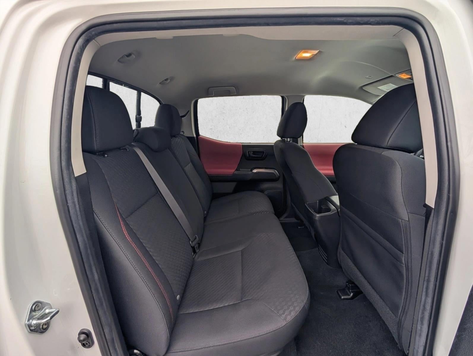 2023 Toyota Tacoma 2WD 2WD SR5 Double Cab 5' Bed I4 AT (SE)