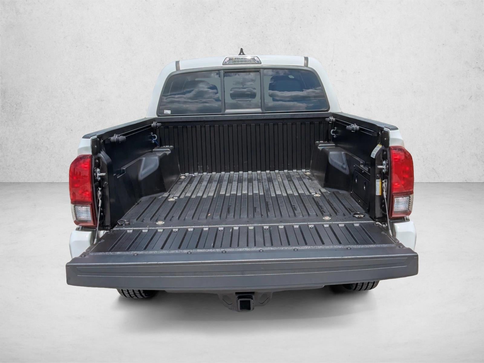 2023 Toyota Tacoma 4WD 4WD SR Double Cab 5' Bed V6 AT (Natl)