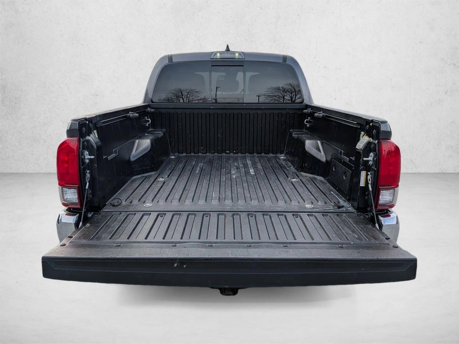 2023 Toyota Tacoma 4WD 4WD SR5 Double Cab 5' Bed V6 AT (Natl)