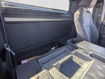 2024 Toyota Tacoma 2WD 2WD SR XtraCab 6' Bed AT (GS)