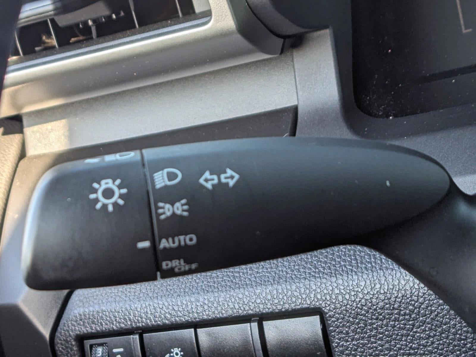 2024 Toyota Tacoma 2WD 2WD SR XtraCab 6' Bed AT (GS)