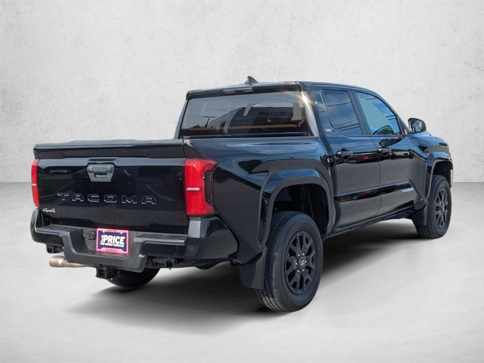 2024 Toyota Tacoma 4WD 4WD SR5 Double Cab 5' Bed AT (Natl)