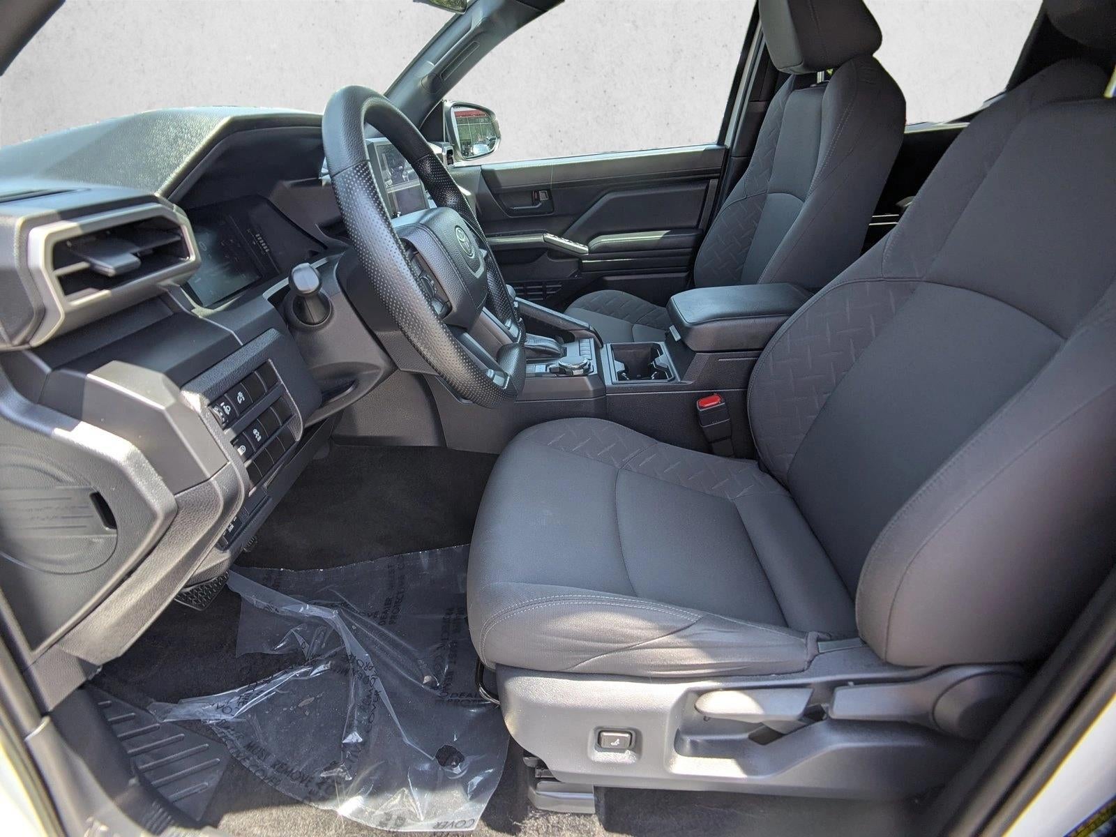 2024 Toyota Tacoma 4WD 4WD SR Double Cab 5' Bed AT (Natl)