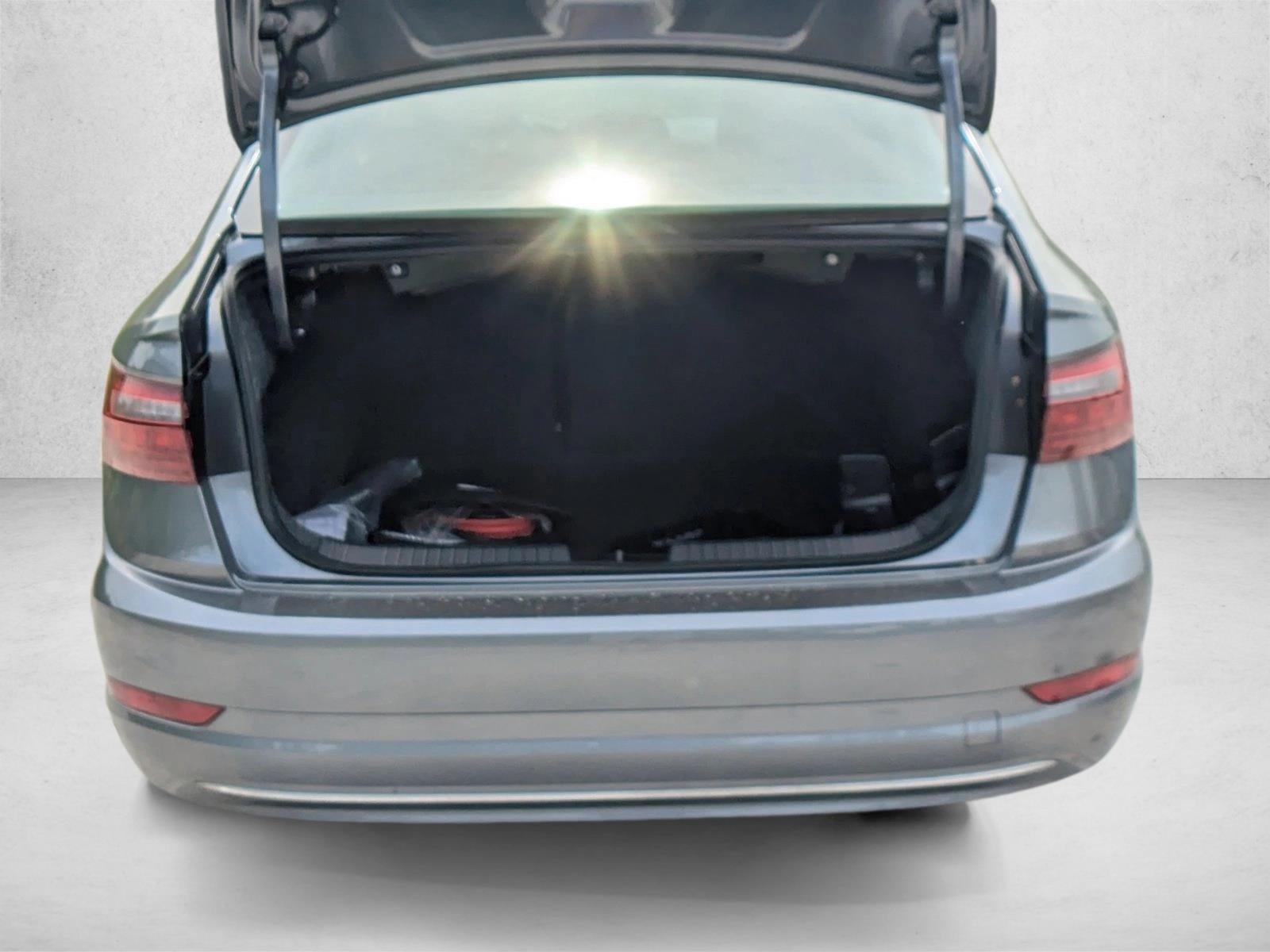 2021 Volkswagen Jetta SE Auto