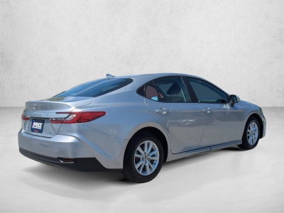 2025 Toyota Camry LE (Natl)