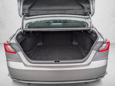 2025 Toyota Camry SE (SE)