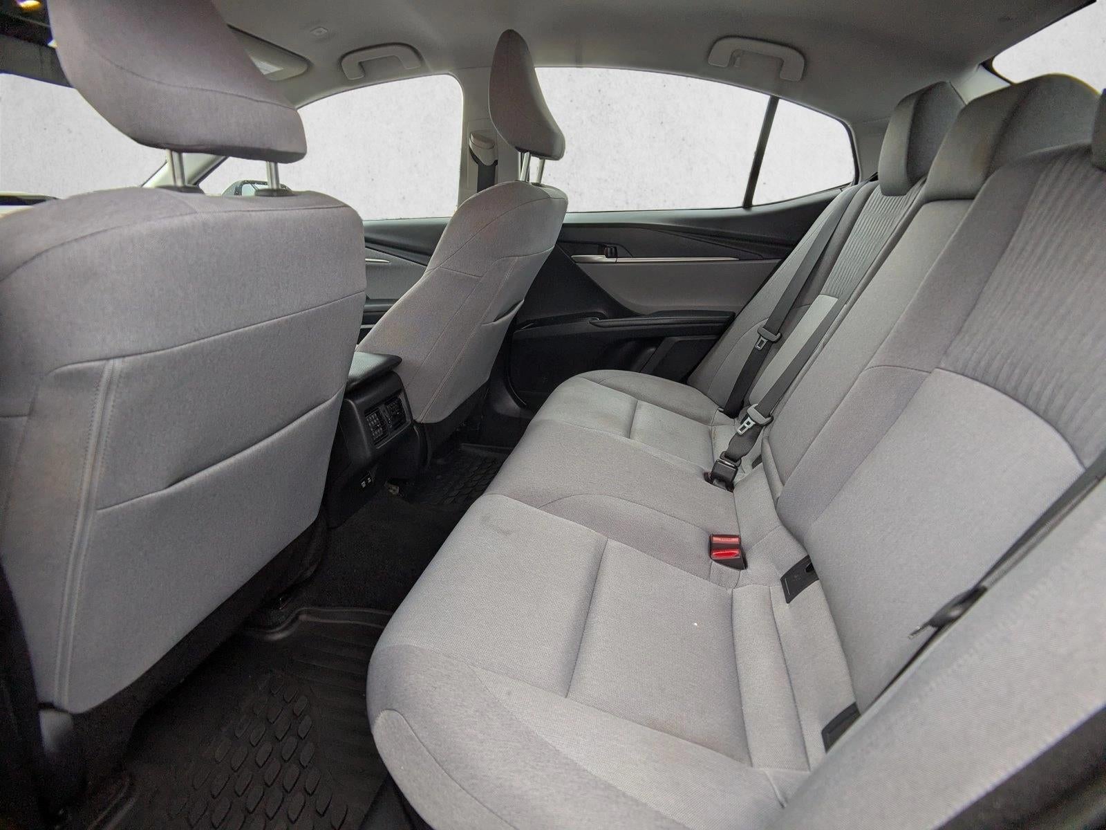 2025 Toyota Camry LE AWD (Natl)