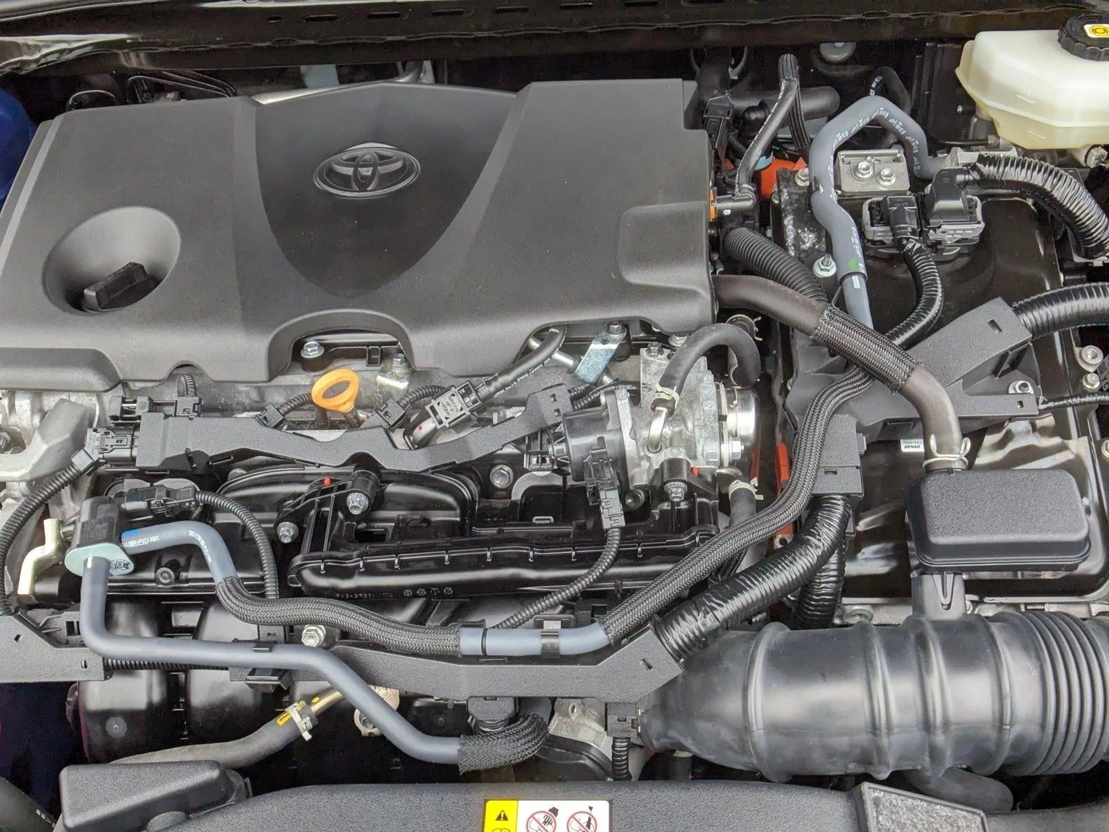2025 Toyota Camry LE AWD (Natl)