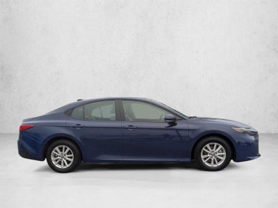 2025 Toyota Camry LE AWD (Natl)