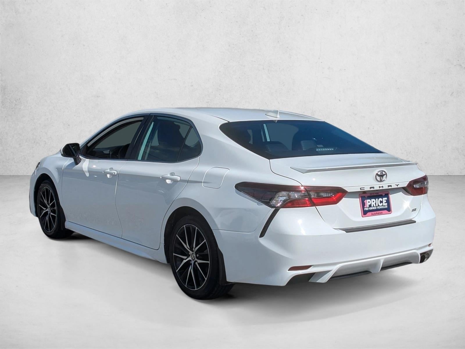 2024 Toyota Camry SE Auto (Natl)