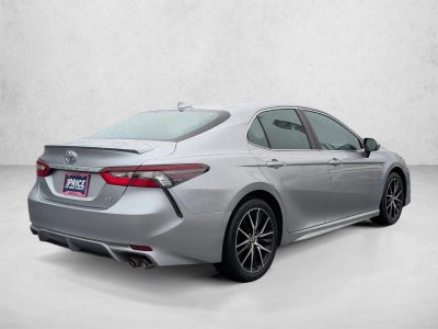 2024 Toyota Camry SE Auto (SE)