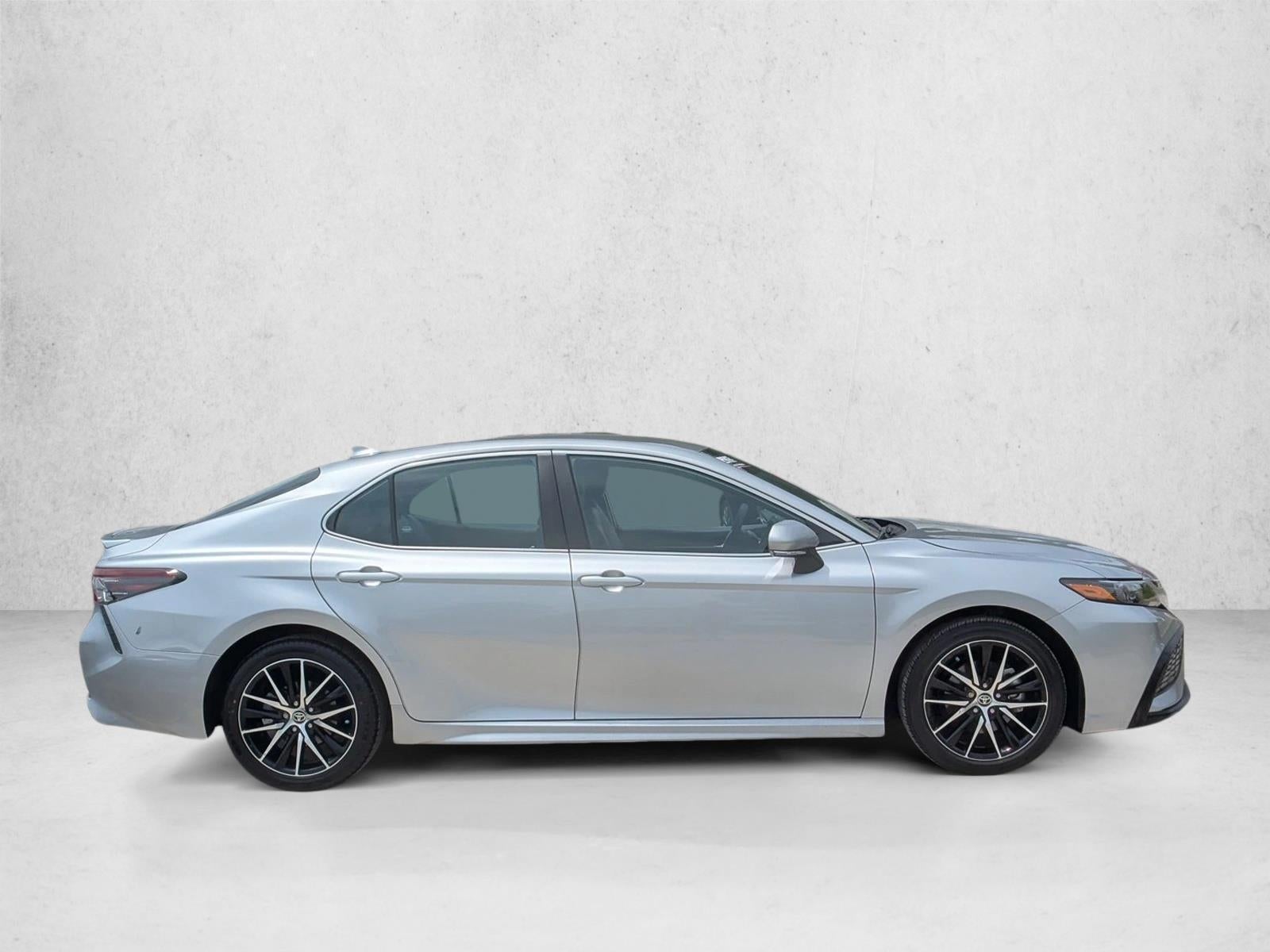 2024 Toyota Camry SE Auto (Natl)