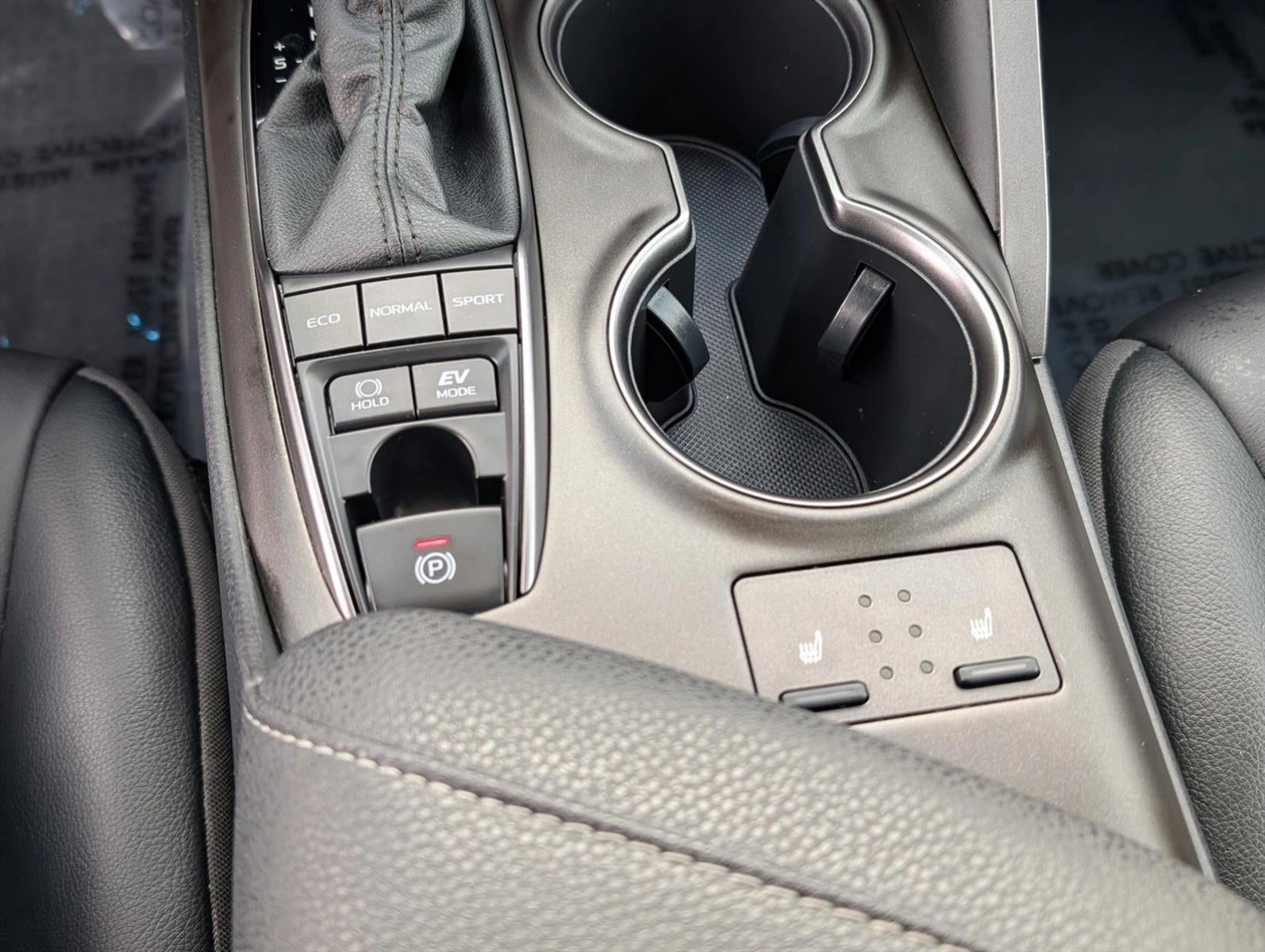 2022 Toyota Camry Hybrid XSE CVT (Natl)