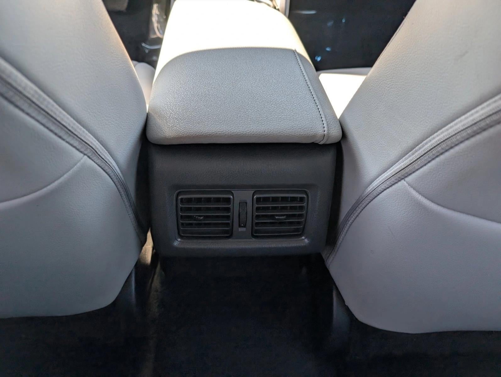 2023 Toyota Camry XSE Auto (Natl)