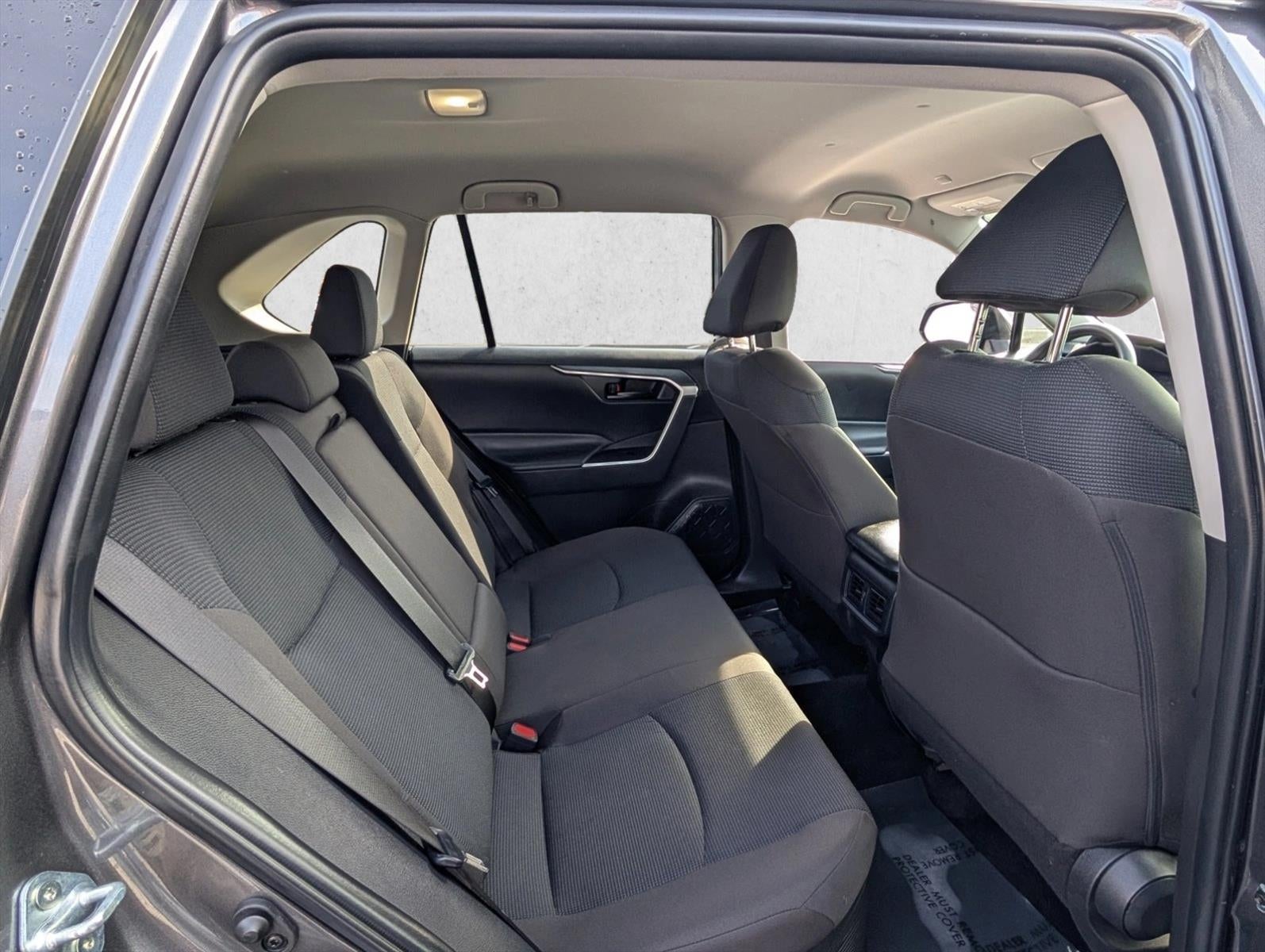 2025 Toyota RAV4 Hybrid LE AWD (Natl)