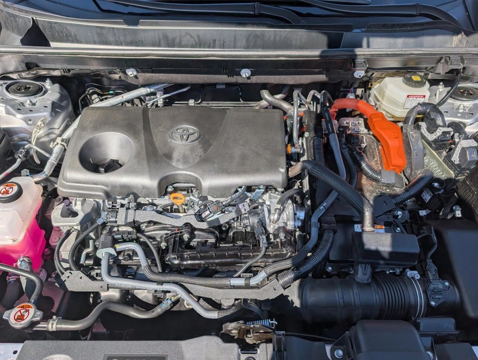 2025 Toyota RAV4 Hybrid LE AWD (Natl)