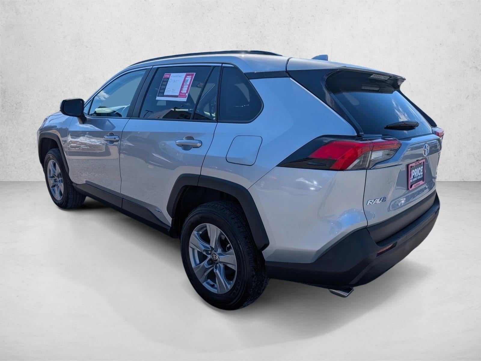 2025 Toyota RAV4 Hybrid LE AWD (Natl)