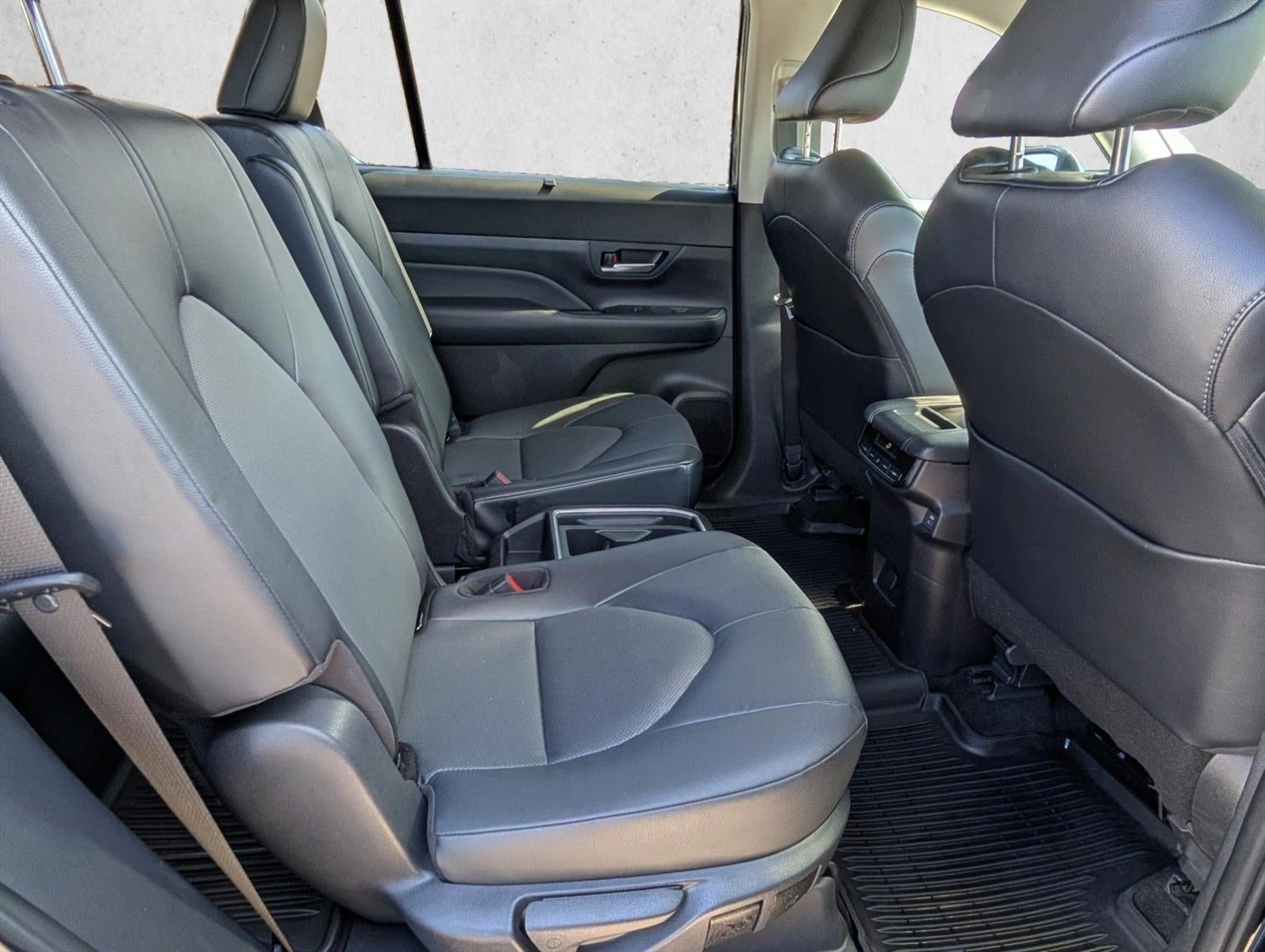 2025 Toyota Grand Highlander XLE AWD (Natl)