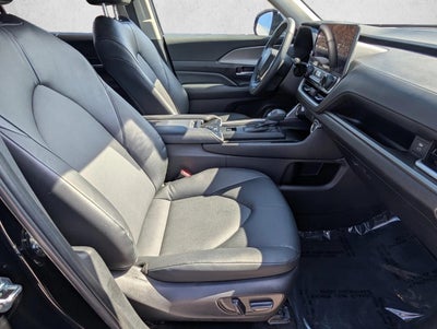 2025 Toyota Grand Highlander XLE AWD (Natl)