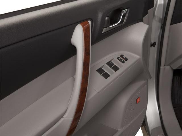 2012 Toyota Highlander 4WD 4dr V6 (Natl)