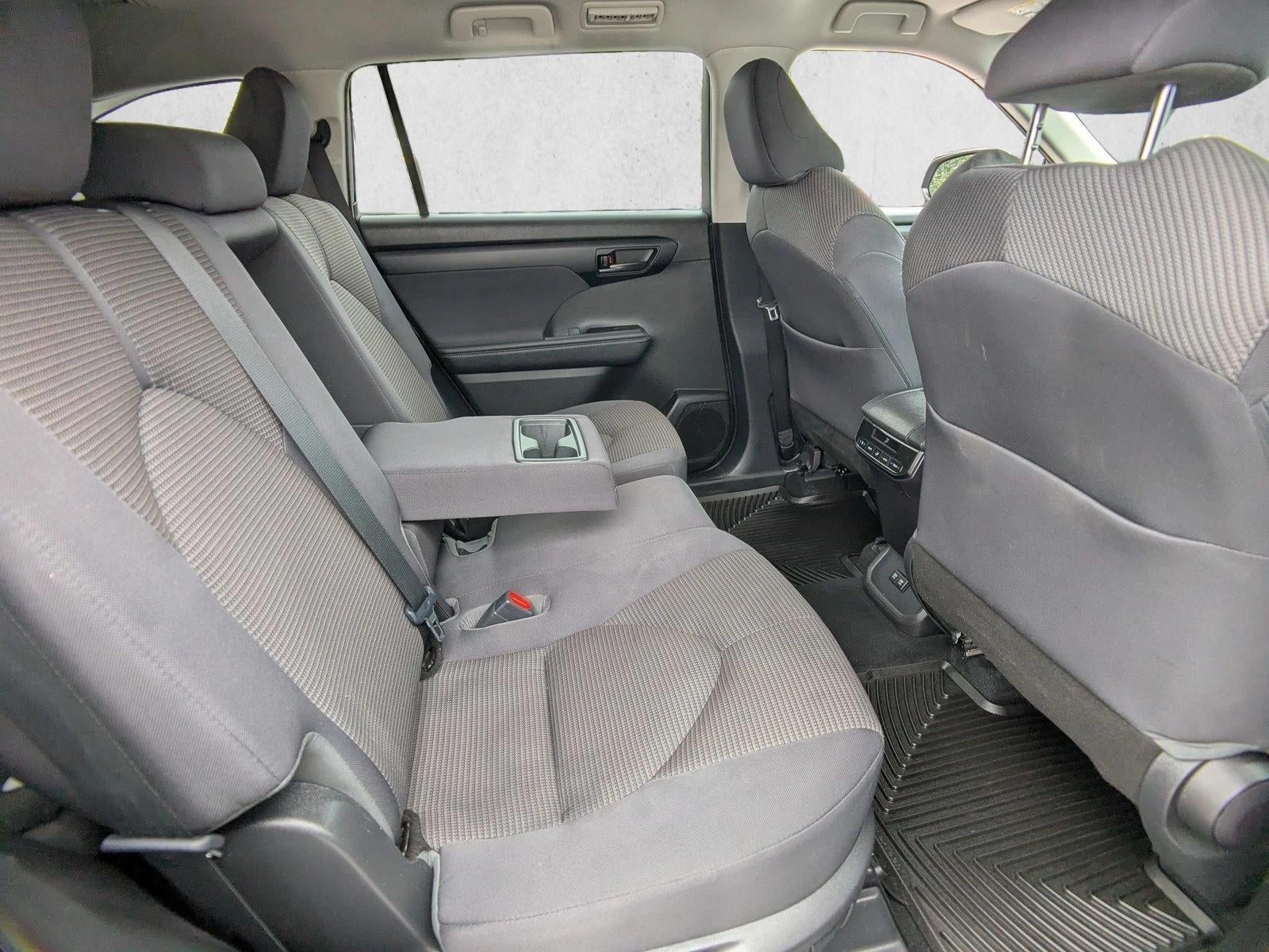 2021 Toyota Highlander LE AWD (Natl)