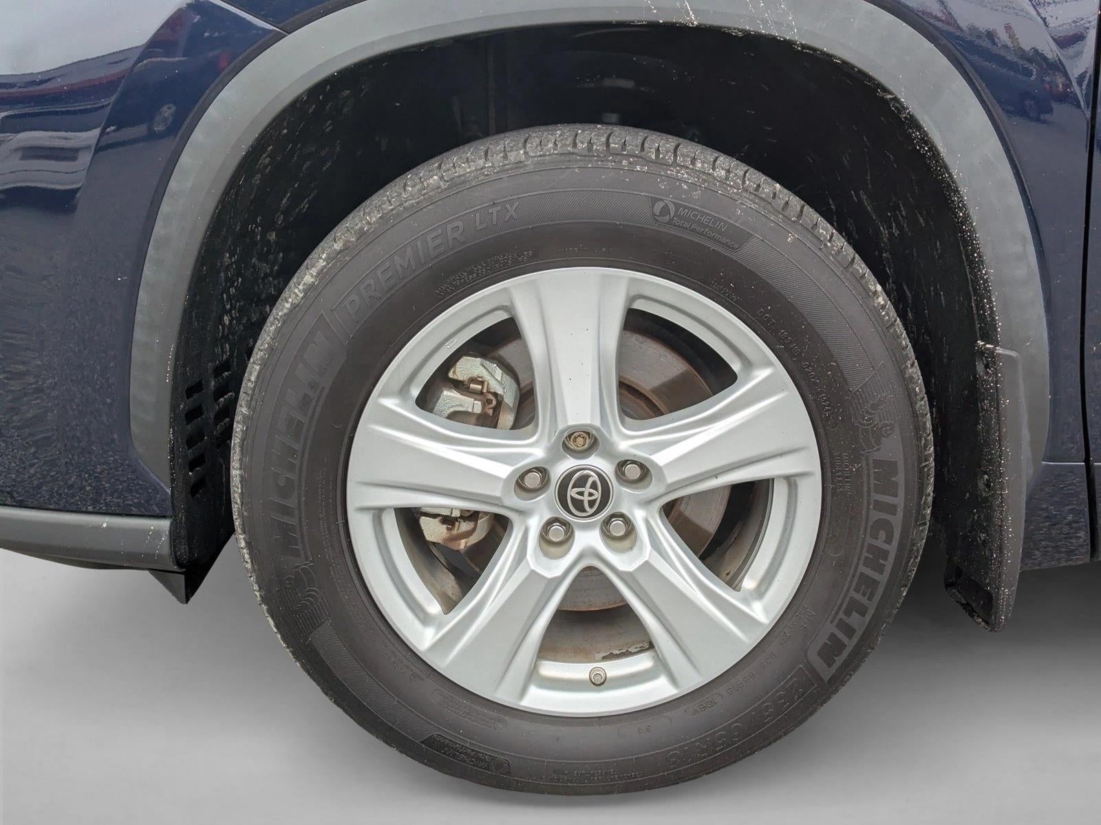 2021 Toyota Highlander LE AWD (Natl)