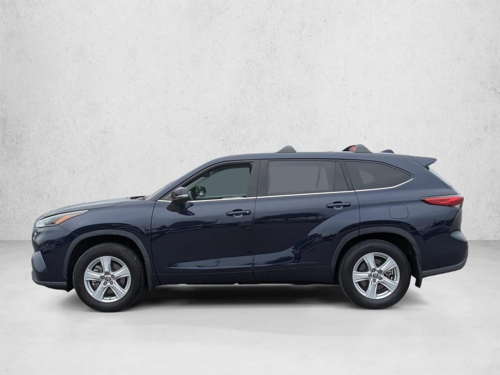 2021 Toyota Highlander LE AWD (Natl)