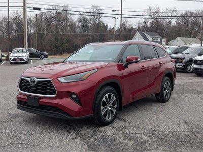 2022 Toyota Highlander XLE AWD (Natl)