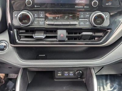 2022 Toyota Highlander XLE AWD (Natl)