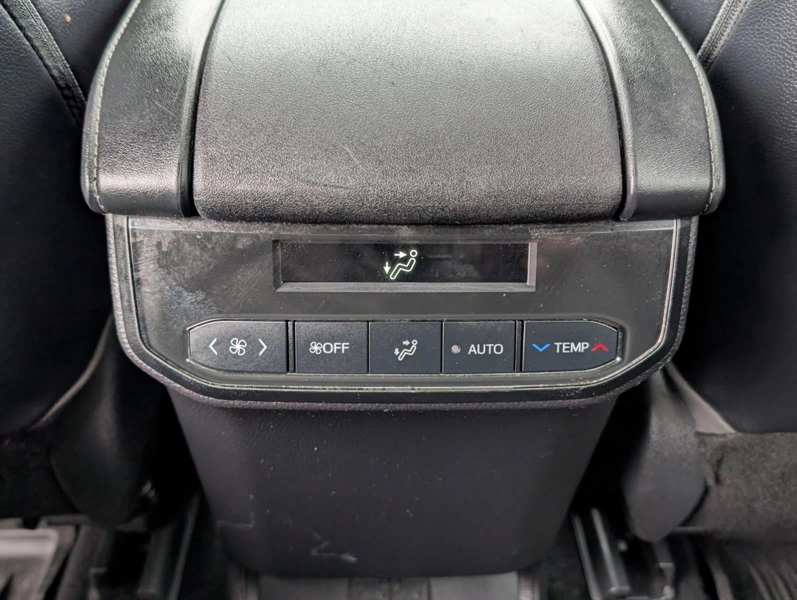 2022 Toyota Highlander XLE AWD (Natl)