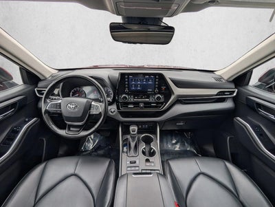 2022 Toyota Highlander XLE AWD (Natl)