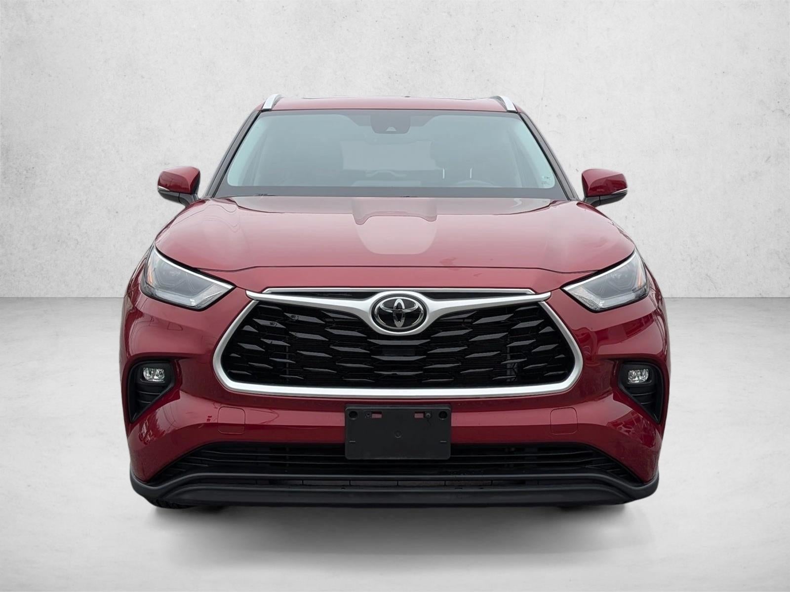 2022 Toyota Highlander XLE AWD (Natl)