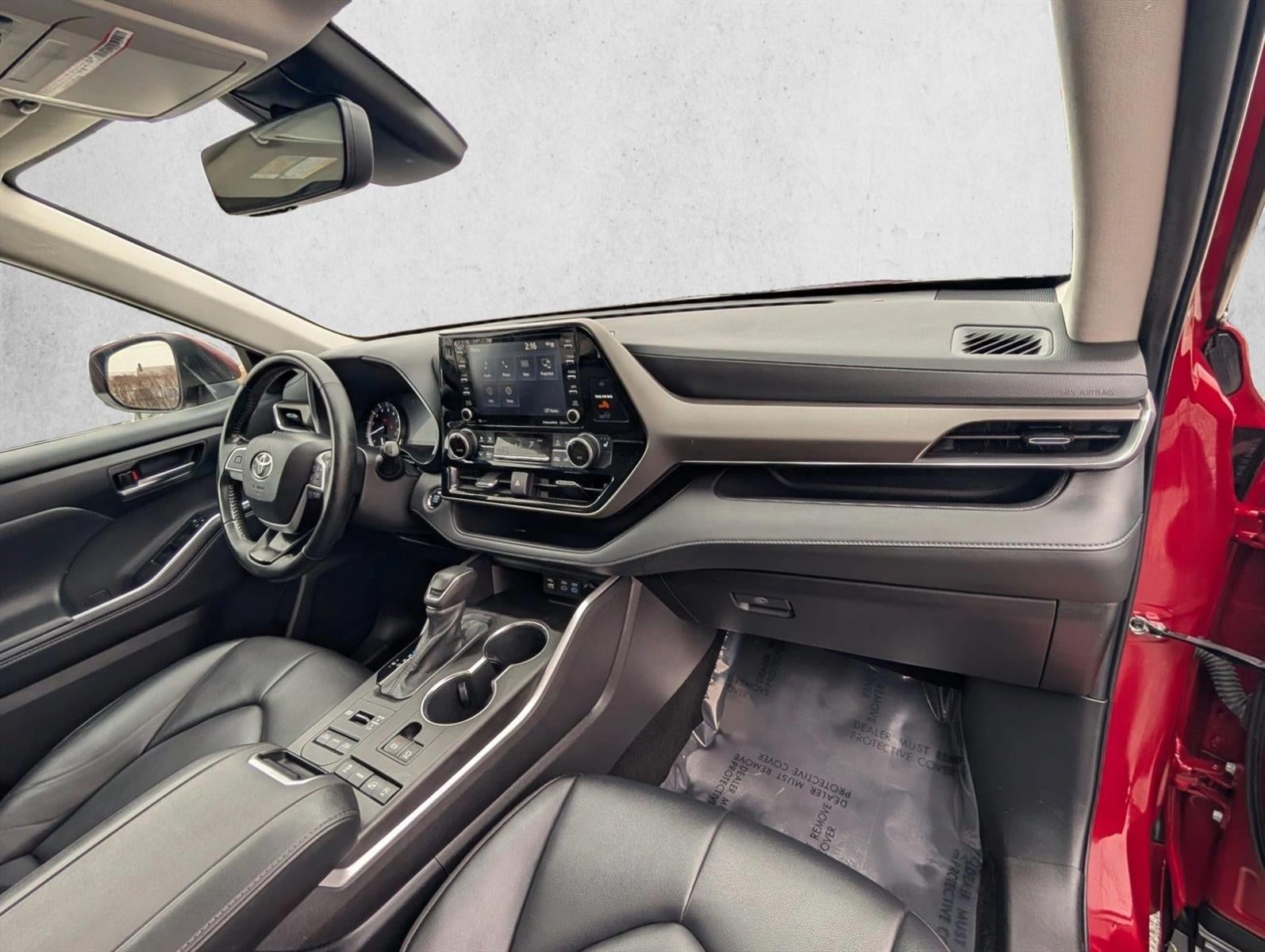 2022 Toyota Highlander XLE AWD (Natl)