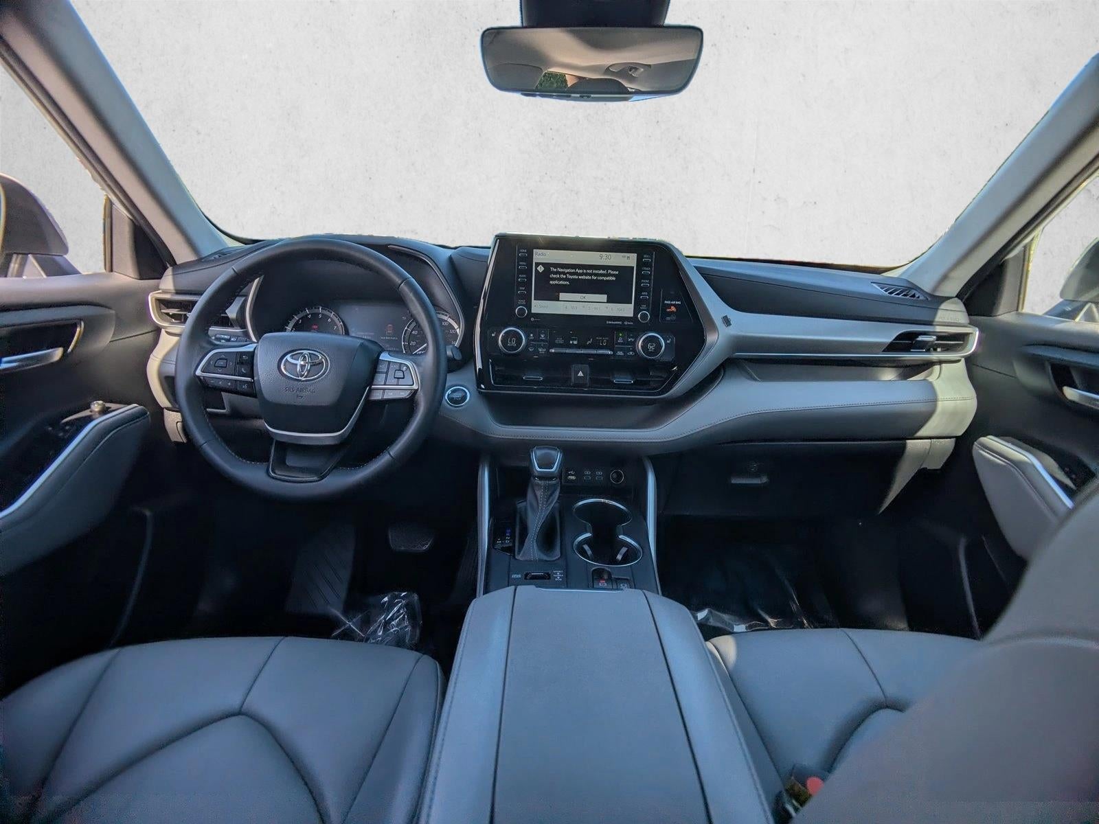 2022 Toyota Highlander XLE AWD (Natl)