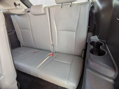 2022 Toyota Highlander XLE AWD (Natl)