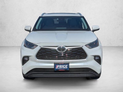 2022 Toyota Highlander XLE AWD (Natl)