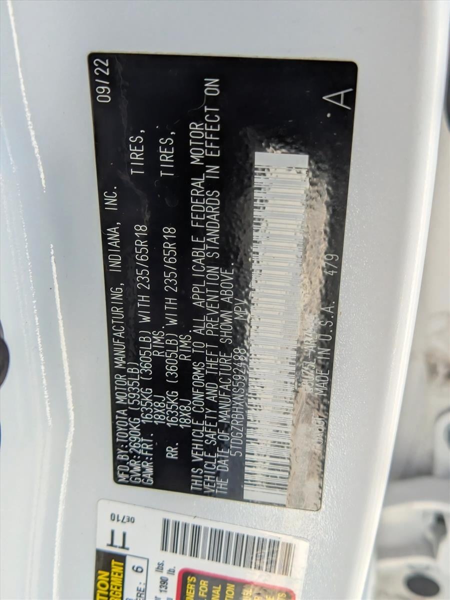 2022 Toyota Highlander XLE AWD (Natl)
