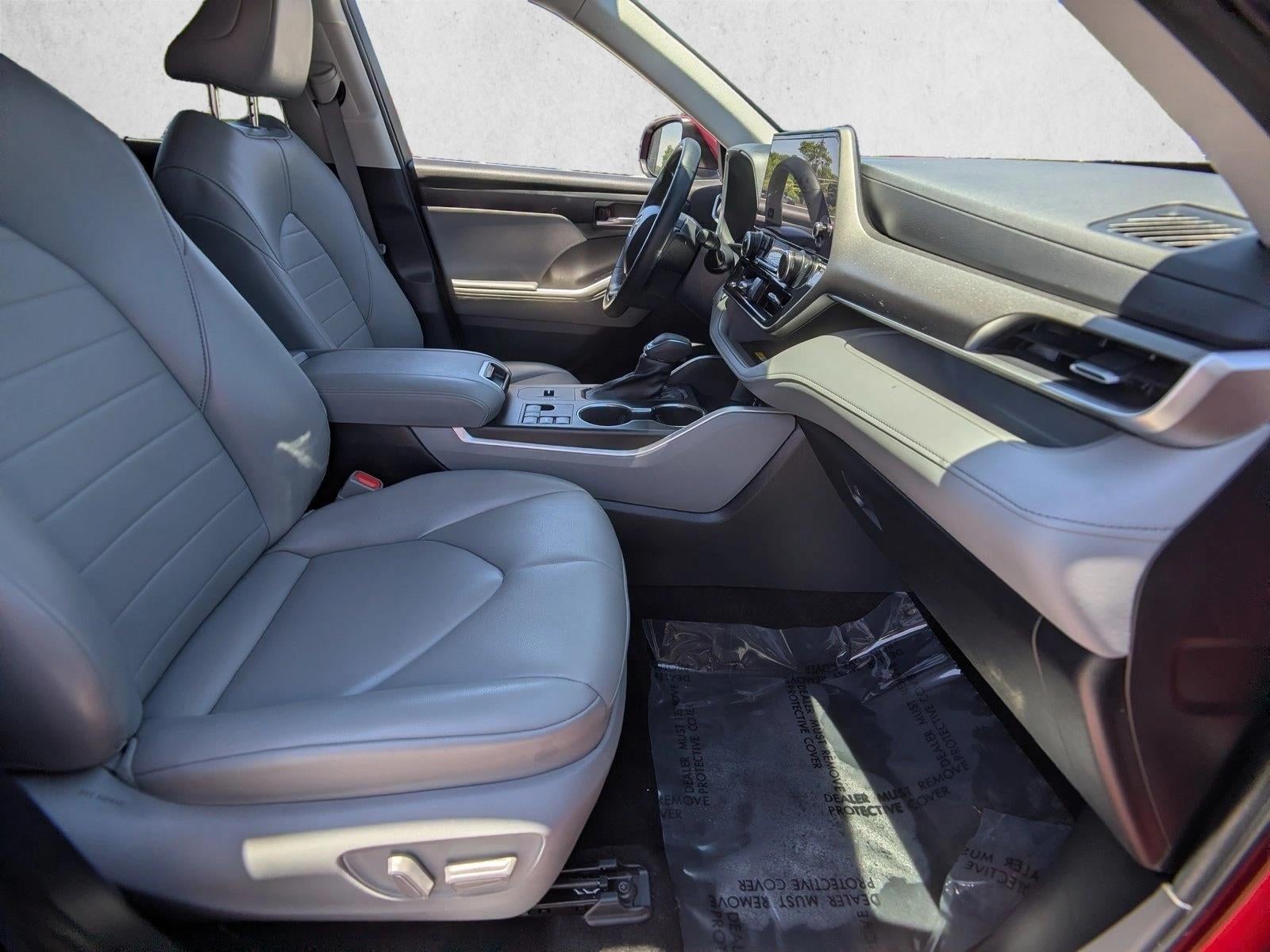 2023 Toyota Highlander XLE FWD (Natl)