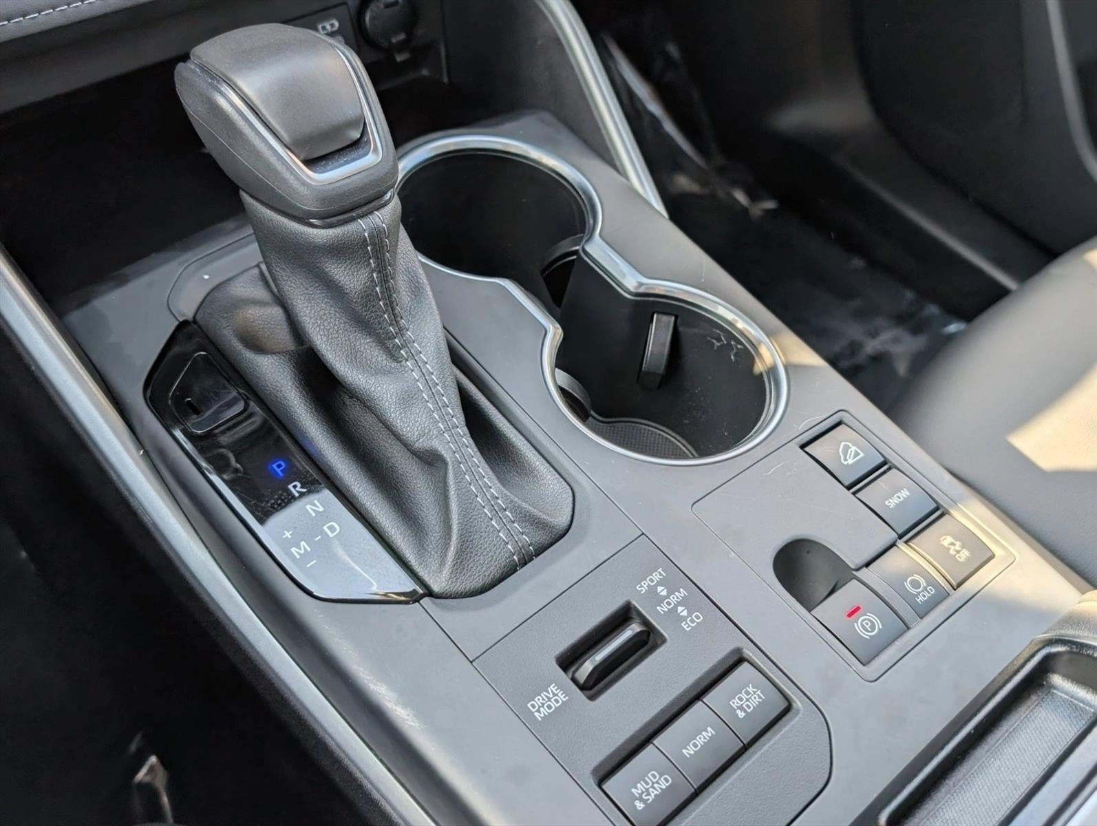 2025 Toyota Highlander XLE AWD (Natl)