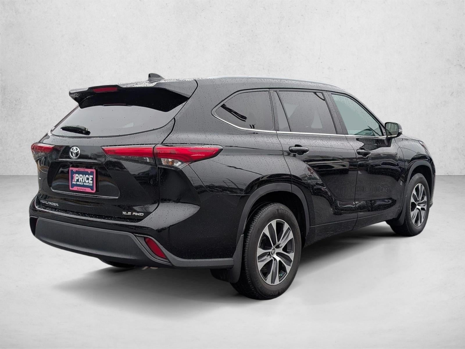 2023 Toyota Highlander XLE AWD (Natl)