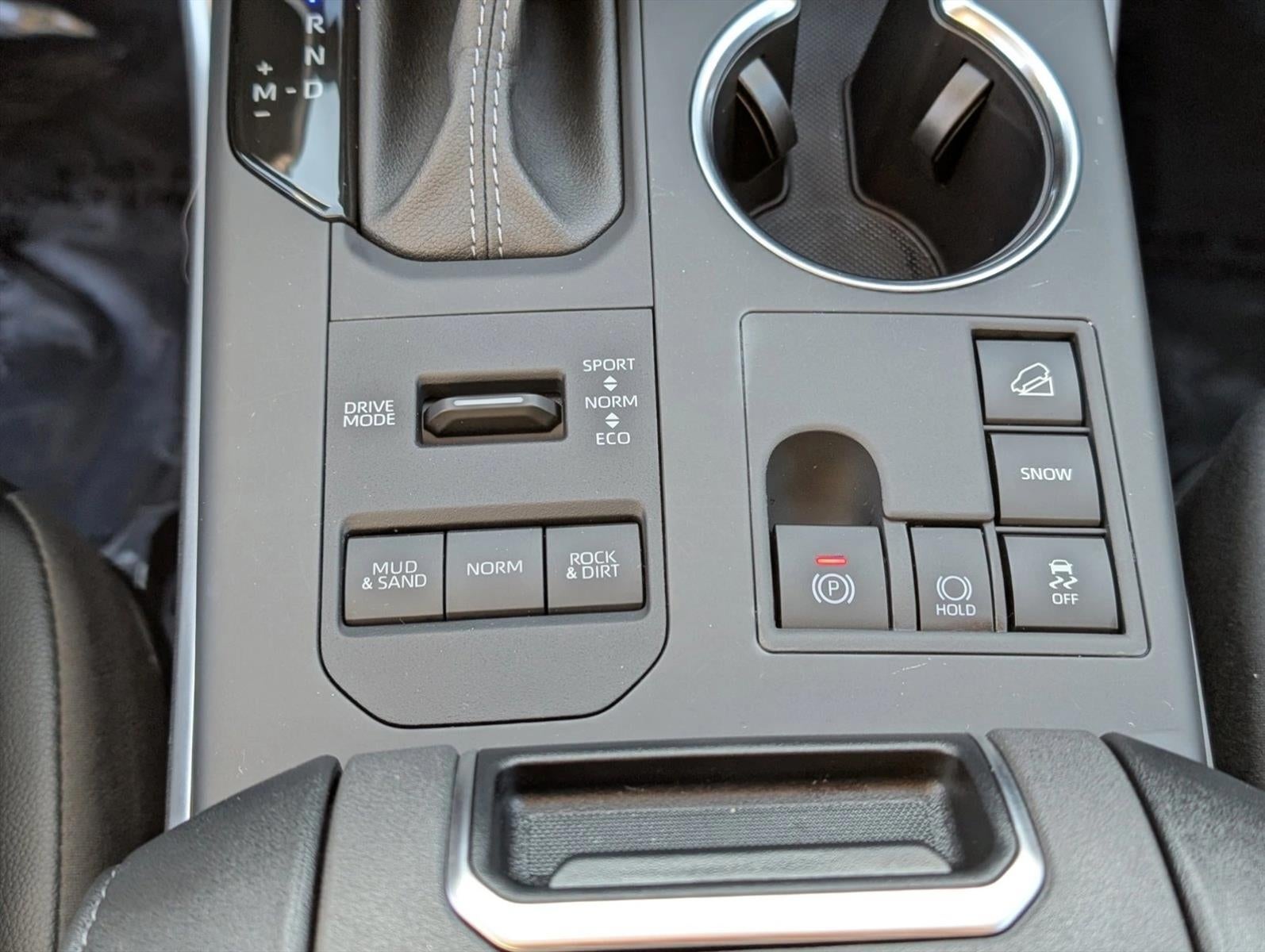 2025 Toyota Highlander XLE AWD (Natl)