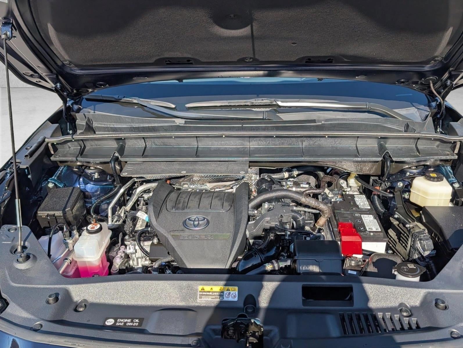 2025 Toyota Highlander XLE AWD (Natl)