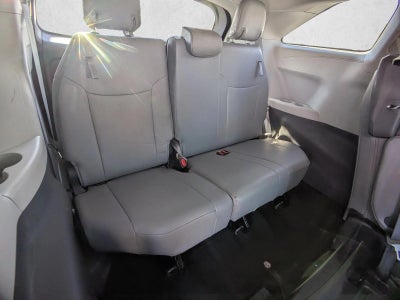 2024 Toyota Sienna XLE FWD 8-Passenger (Natl)