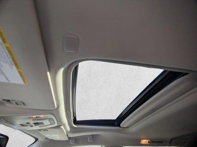 2024 Toyota Sienna XLE FWD 8-Passenger (Natl)