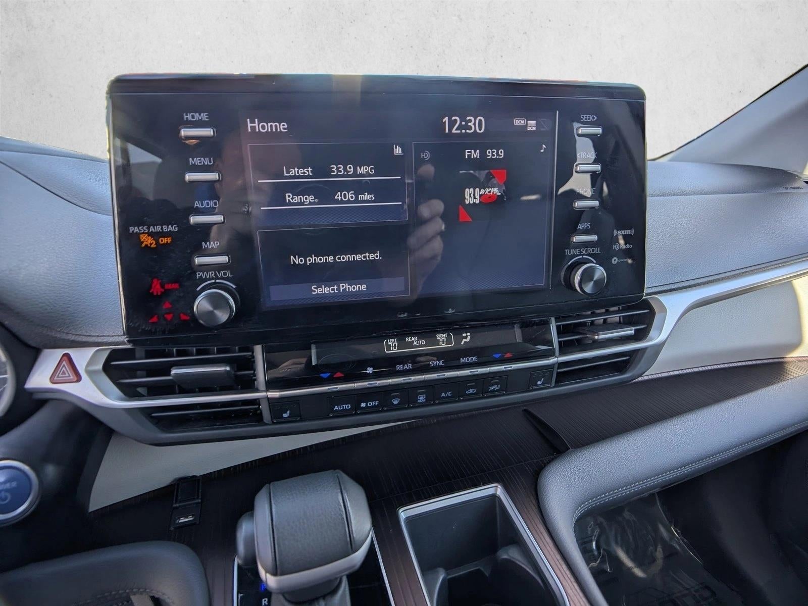 2024 Toyota Sienna XLE FWD 8-Passenger (Natl)