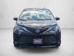 2025 Toyota Sienna XLE FWD 8-Passenger (Natl)