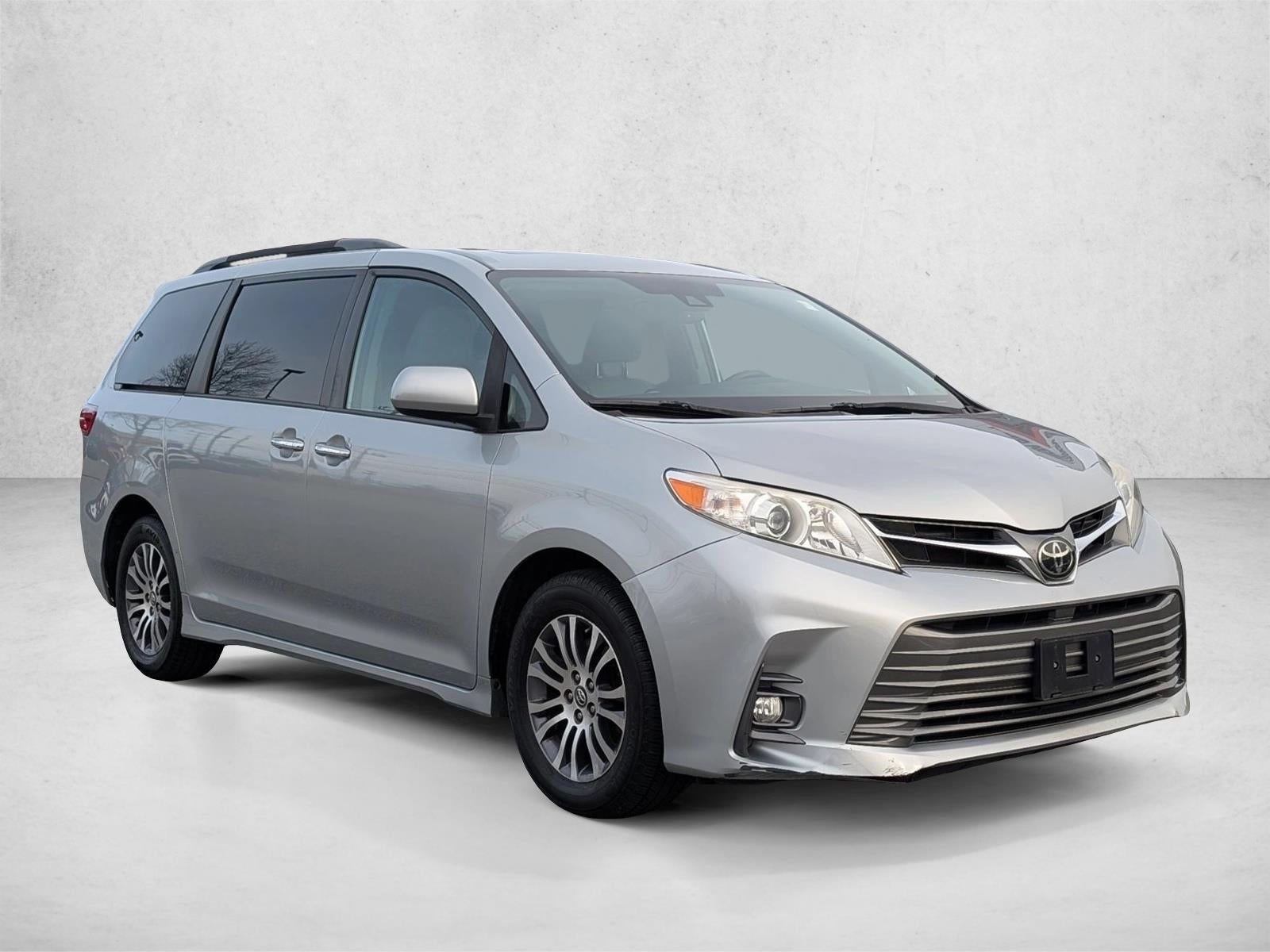 2020 Toyota Sienna XLE Premium FWD 8-Passenger (Natl)